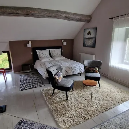 Domaine Le Puits Du Moulin Bed & Breakfast Comberjon
